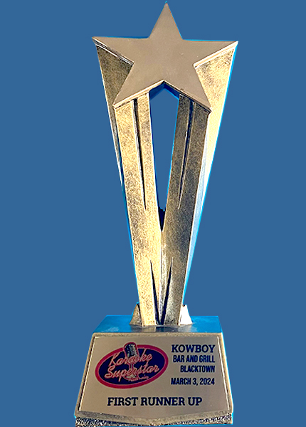 A1573_t Antique Gold Resin Star Trophy