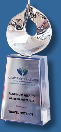 YJ357LtPS Clear Crystal (50mm Thick) with Bright Silver in Presentation Box