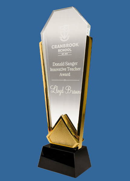 1372Ge Modern Fusion Clear Glass Arch Award (12mm Thick)