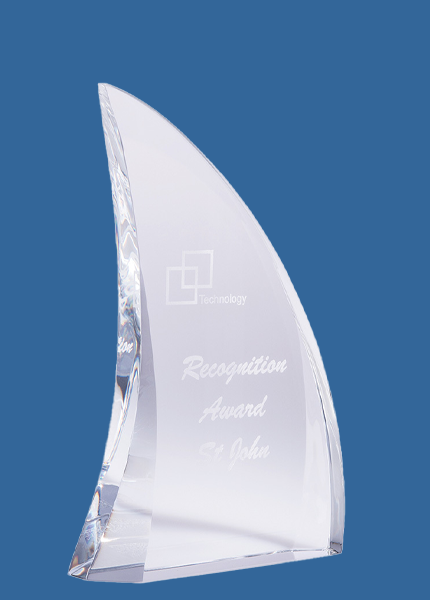 IC08_e Curved Sail Crystal Award Trophy (30mm Thick)