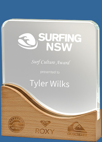 QT03t Tablet Crystal & Wood Award
