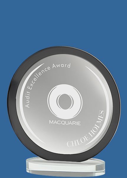 W197_t Oracle Round Glass Trophy with Black Edge